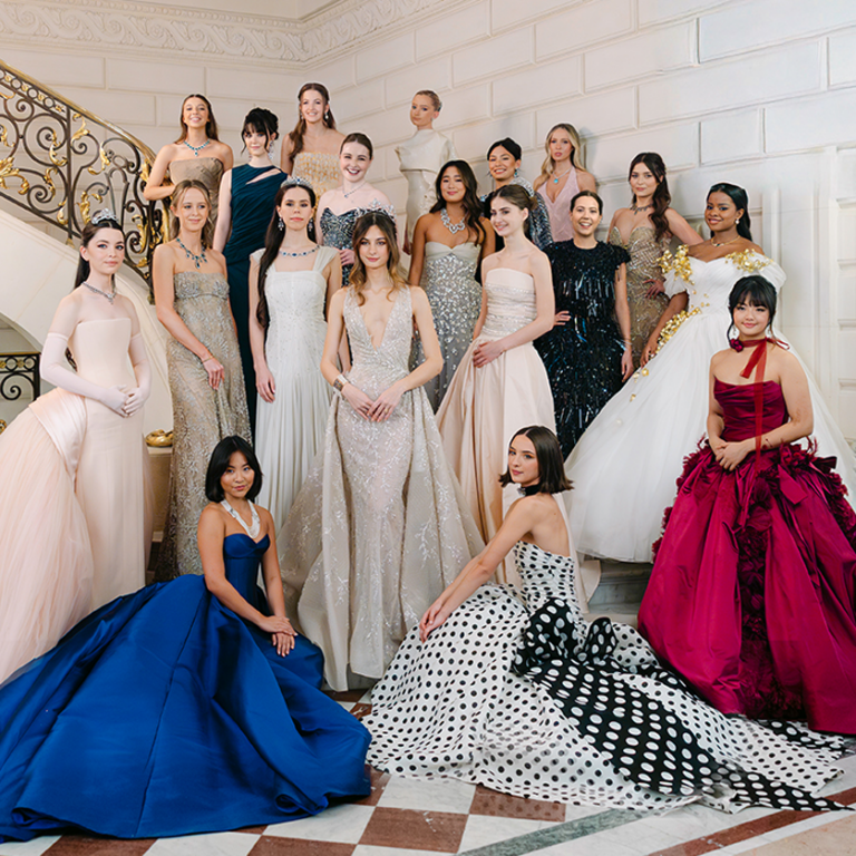 V MUSE Collection Shines With Le Bal