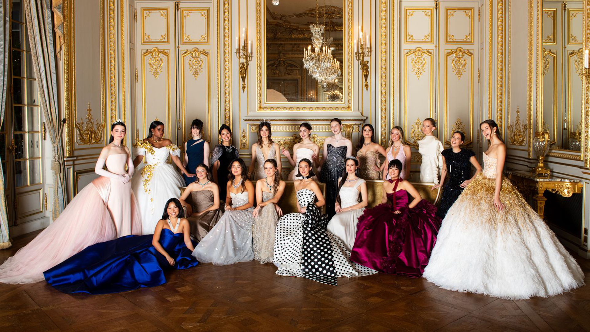 V MUSE Le Bal des Débutantes